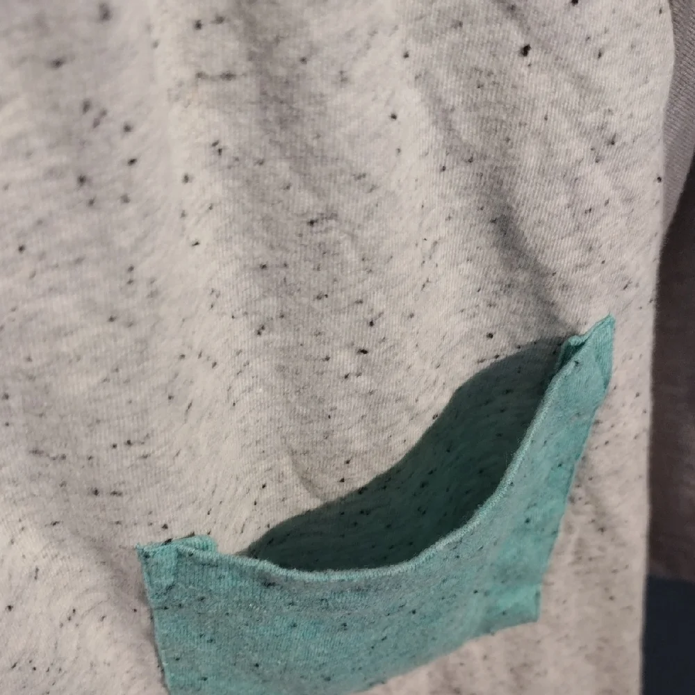 Carbon Gray and Green Short Sleeve Tee - Picture 6 of 14